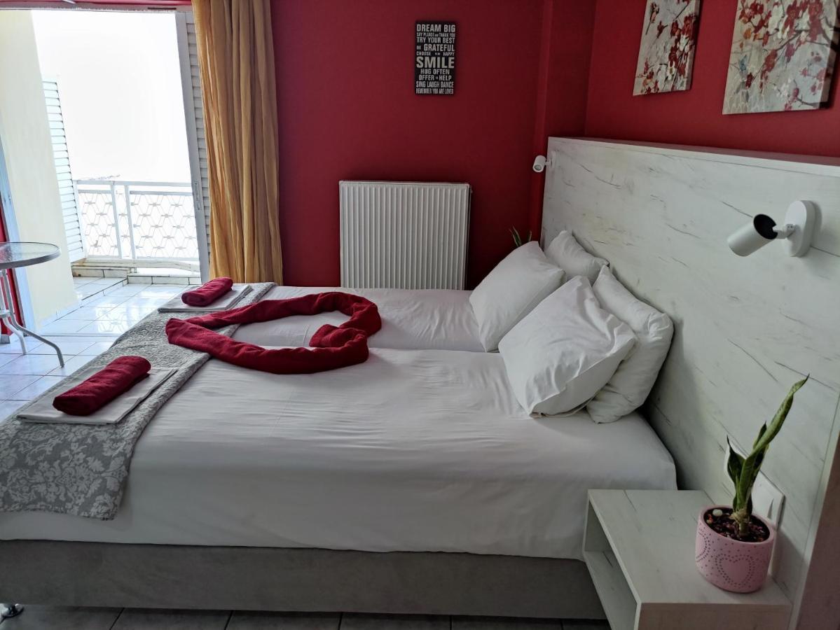 Steps From The Beach Aprt Chania  ภายนอก รูปภาพ